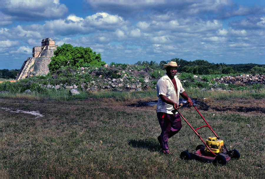 uxmal mower